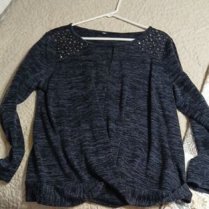 Women's Black Long Sleeve Top